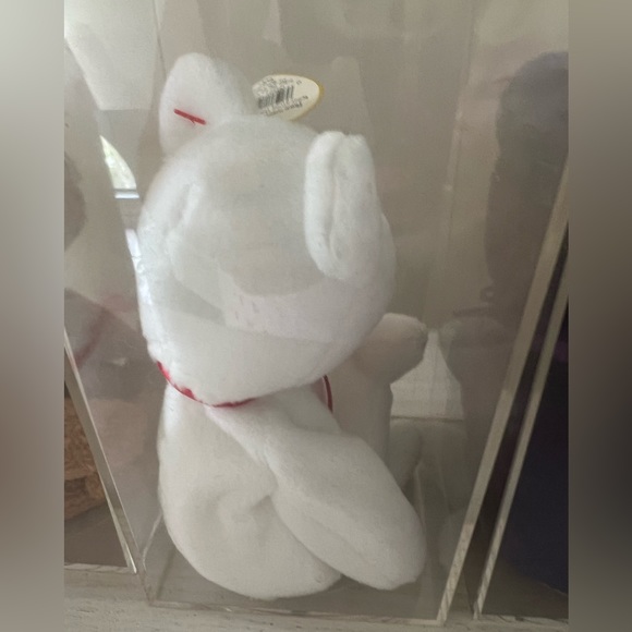 Brand new stored in clear plastic box white beanie baby - Picture 2 of 3